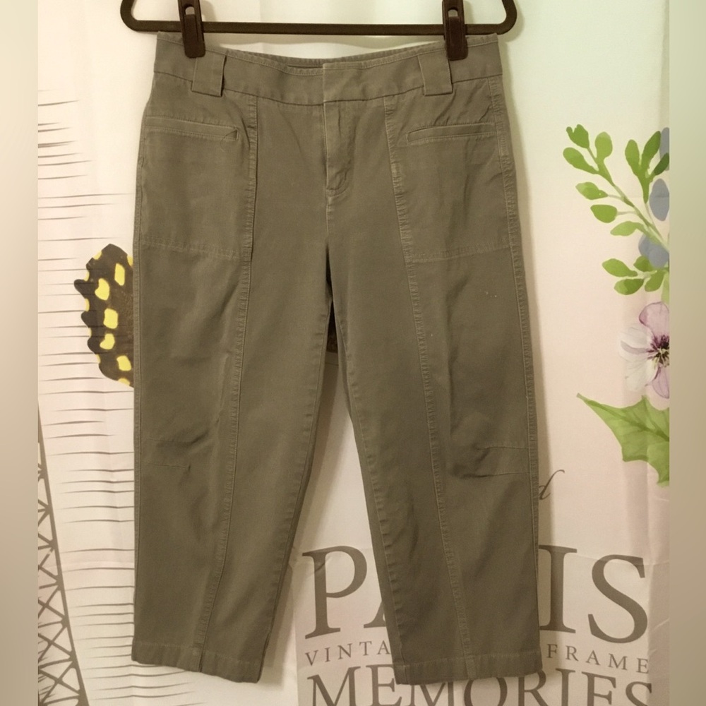 Coldwater Creek Women Size 6 Olive Green Natural Fit Bermuda Short
